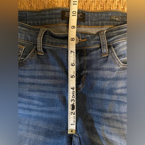 JUDY BLUE ALERT! Straight Leg Jeans - Picture 5 of 8